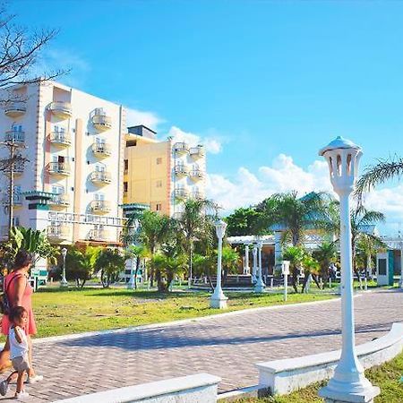 Hotel Art Deco Beach La Ceiba Bagian luar foto
