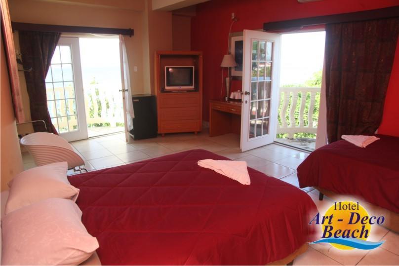 Hotel Art Deco Beach La Ceiba Bagian luar foto