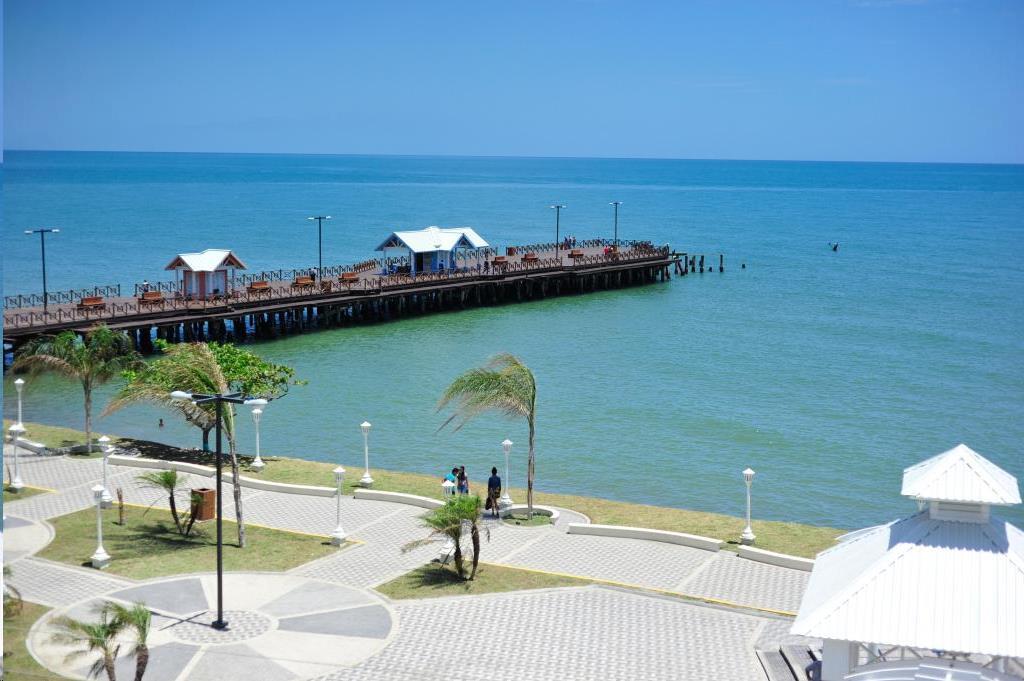 Hotel Art Deco Beach La Ceiba Bagian luar foto
